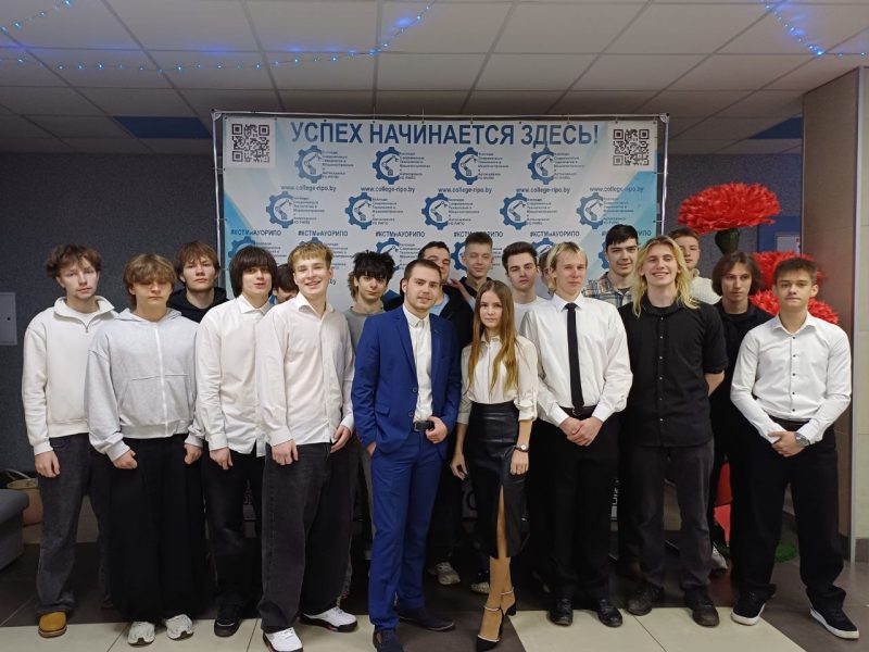 Молодежь филиала КСТМиА УО РИПО продолжает проявлять свою активную гражданскую позицию и вступать в ряды самой массовой молодёжной организации БРСМ.
